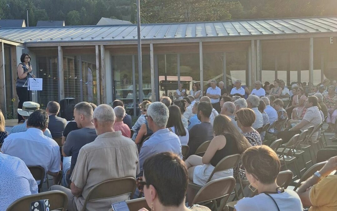 Inauguration de l’école publique, de la salle des fêtes, de la salle pour le clubs des aînés ruraux.