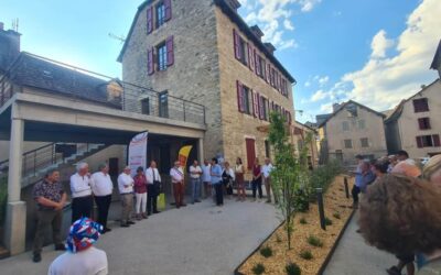 Inauguration de logements à Bourg sur Colagne