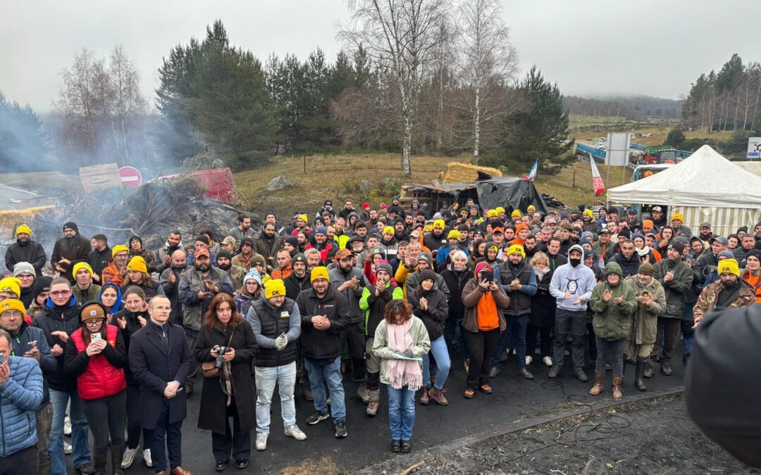 Mobilisation des éleveurs à l’échangeur du Buisson – 15 décembre