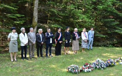 Commémoration à La Tourette en hommage aux résistants assassinés après les combats de la Parade